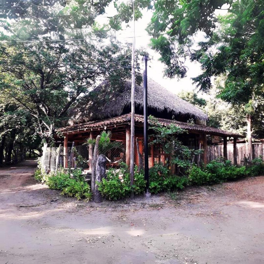 Las Chelitas Popoyo Beach Club Exterior photo